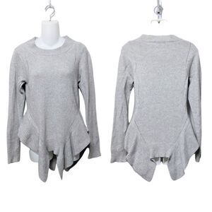 SILVIA NOVELLI Wool Cashmere Asymmetrical Hem Sweater M